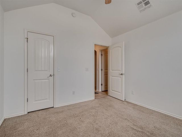 1425 Camber Street, Yukon, OK 73099