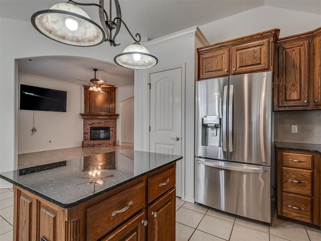 1425 Camber Street, Yukon, OK 73099