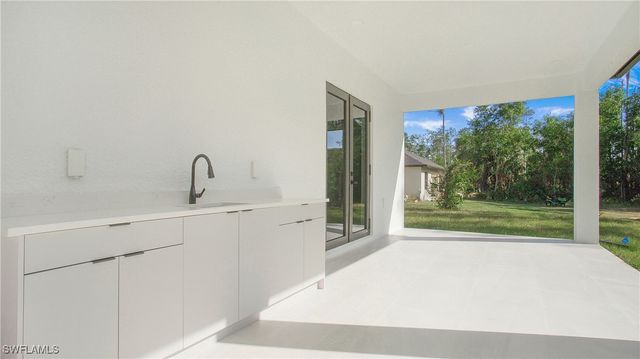 3518 2nd AVE SE, Naples, FL 34117