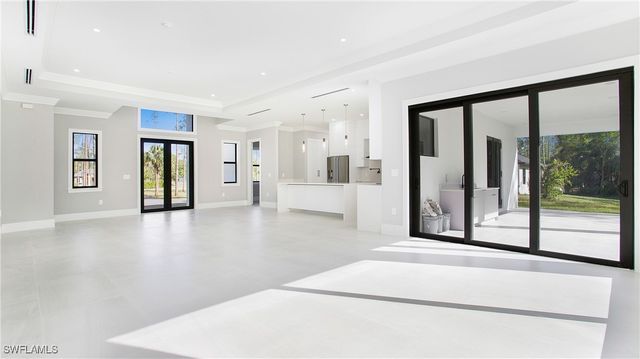 3518 2nd AVE SE, Naples, FL 34117