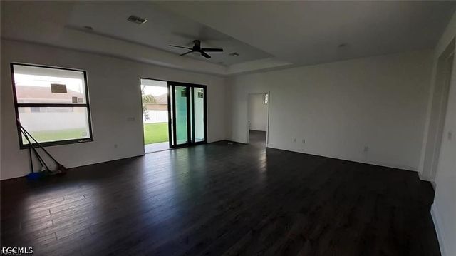 1201 NE 18th PL, Cape Coral, FL 33909