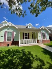 2116 10th Street, Lubbock, TX 79401