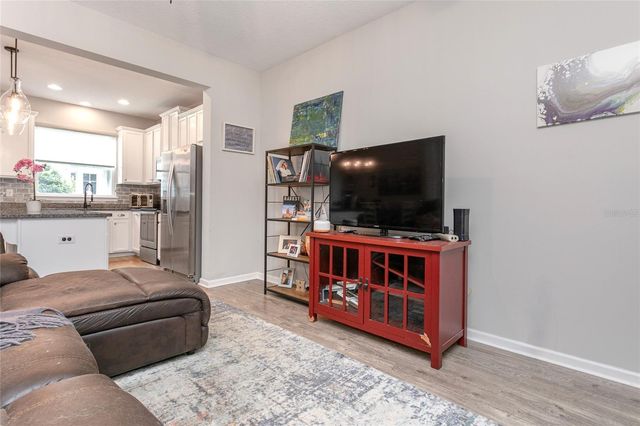 5038 SUNNYSIDE LANE, Bradenton, FL 34211