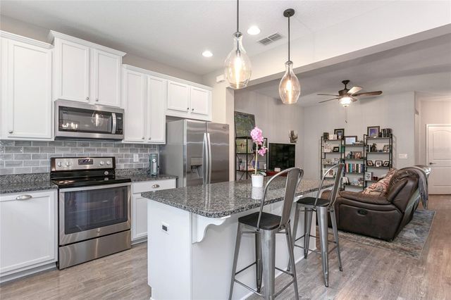 5038 SUNNYSIDE LANE, Bradenton, FL 34211