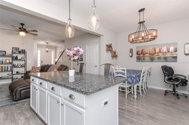 5038 SUNNYSIDE LANE, Bradenton, FL 34211