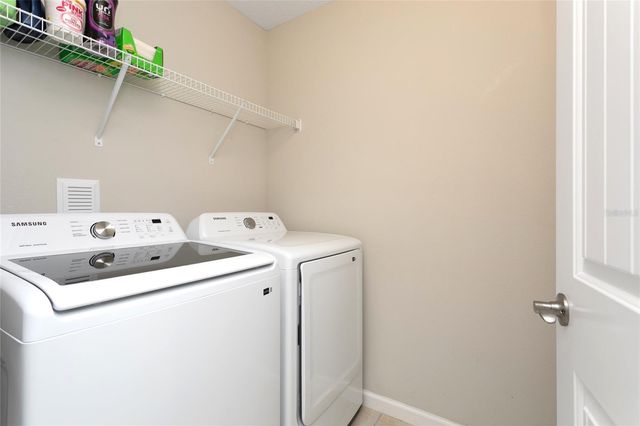 5038 SUNNYSIDE LANE, Bradenton, FL 34211
