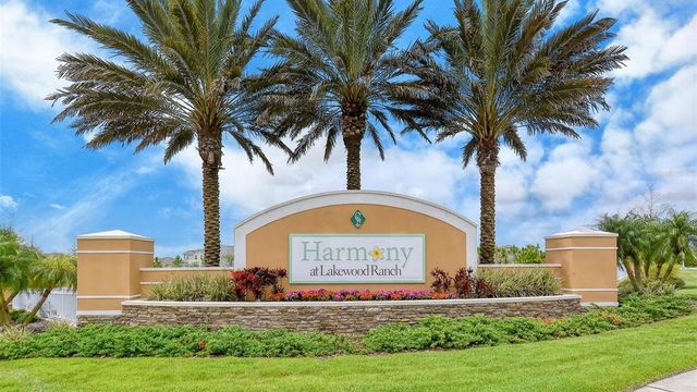 5038 SUNNYSIDE LANE, Bradenton, FL 34211