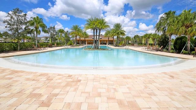 5038 SUNNYSIDE LANE, Bradenton, FL 34211