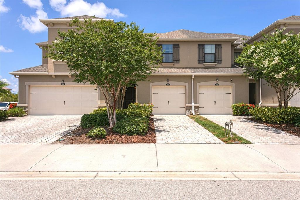 5038 SUNNYSIDE LANE, Bradenton, FL 34211
