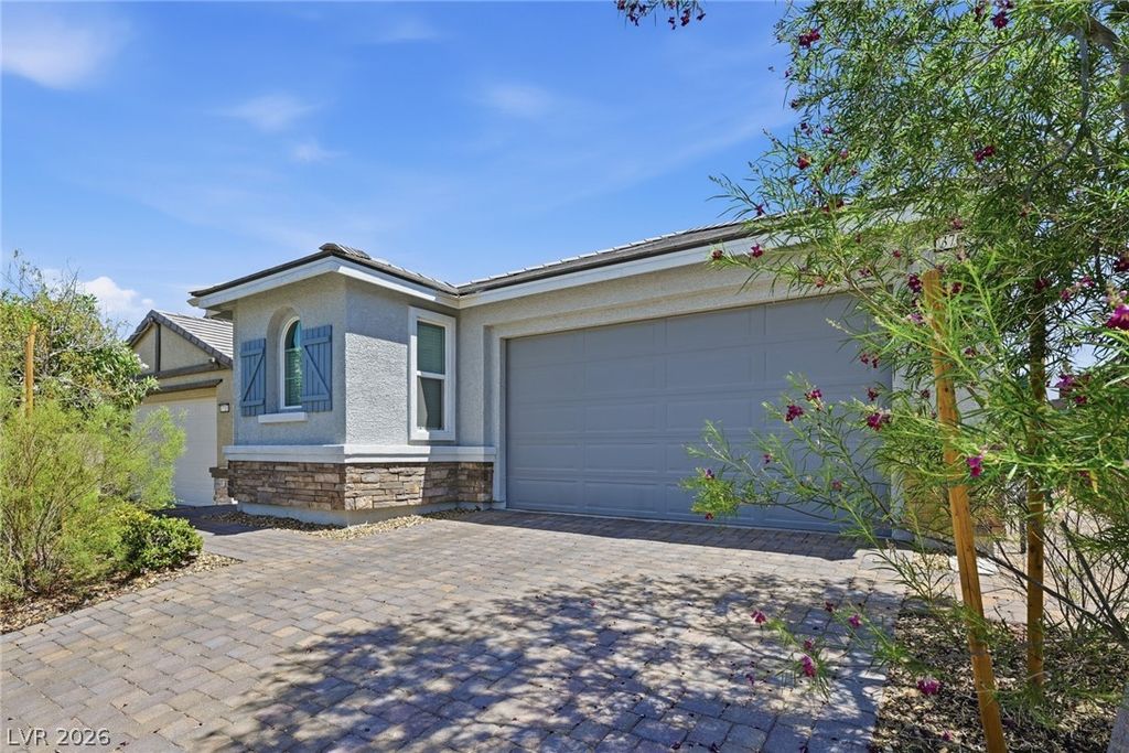3706 Neblina Drive, Henderson, NV 89052 — photo 2