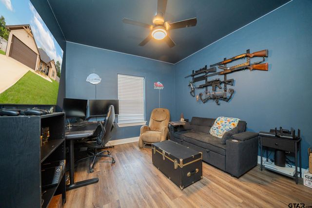 19316 Cedarpark Place, Lindale, TX 75771