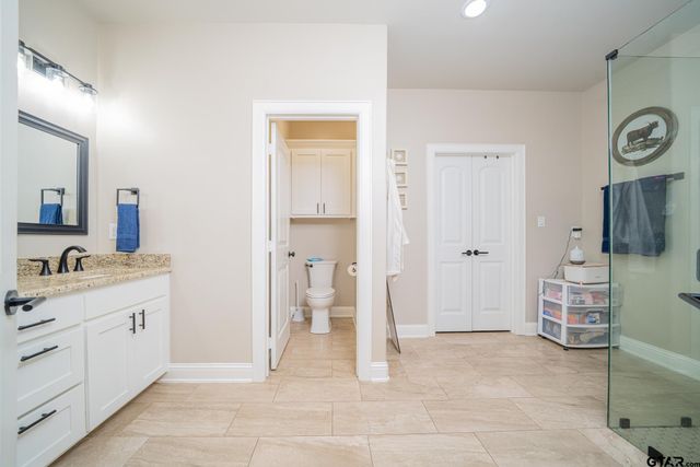 19316 Cedarpark Place, Lindale, TX 75771