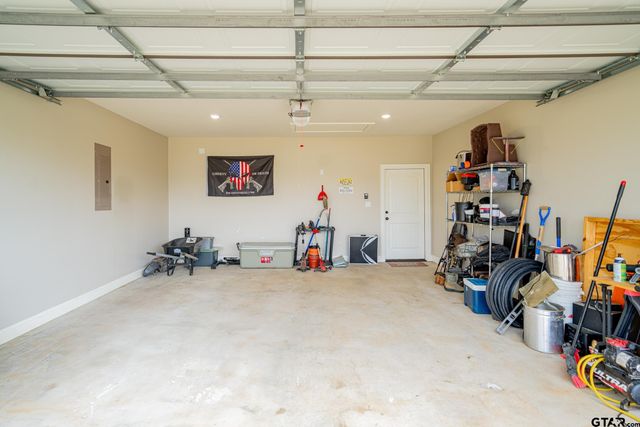 19316 Cedarpark Place, Lindale, TX 75771