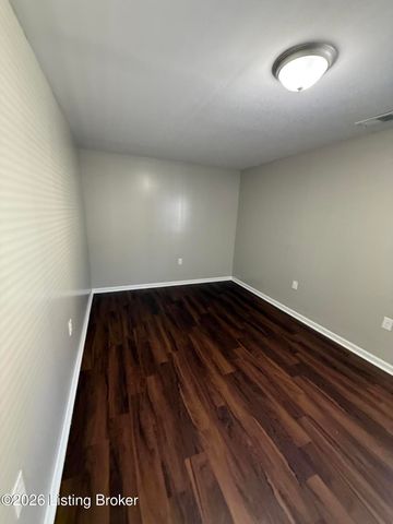 2338 W Madison St, Louisville, KY 40211