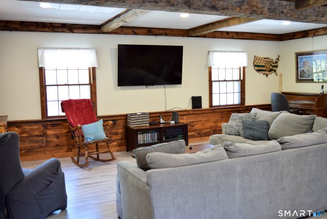 68 Old Wheeler Lane, Avon, CT 06001