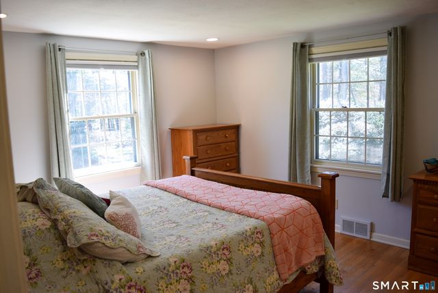 68 Old Wheeler Lane, Avon, CT 06001