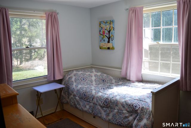 68 Old Wheeler Lane, Avon, CT 06001