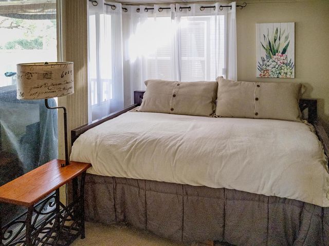 70200 Dillon Road 160, Desert Hot Springs, CA 92241