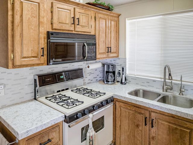 70200 Dillon Road 160, Desert Hot Springs, CA 92241