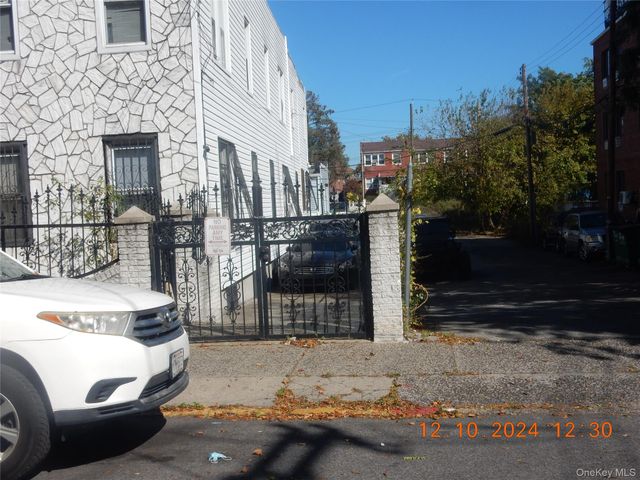 1027 E 83rd Street E 2, Brooklyn, NY 11236