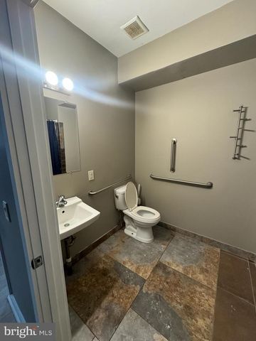 2200-06 N SYDENHAM ST, Philadelphia, PA 19132