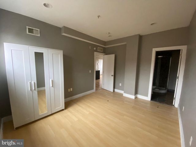 2200-06 N SYDENHAM ST, Philadelphia, PA 19132