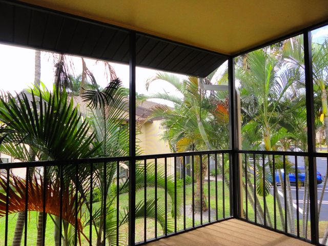 425 Pine Glen Lane C-2, Greenacres, FL 33463