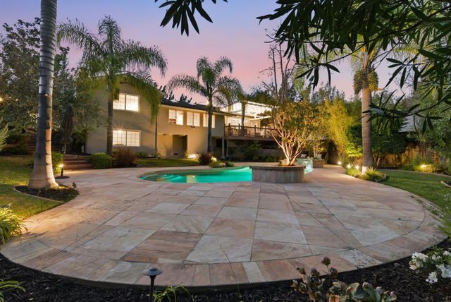 120 Brocastle Way, Los Gatos, CA 95032