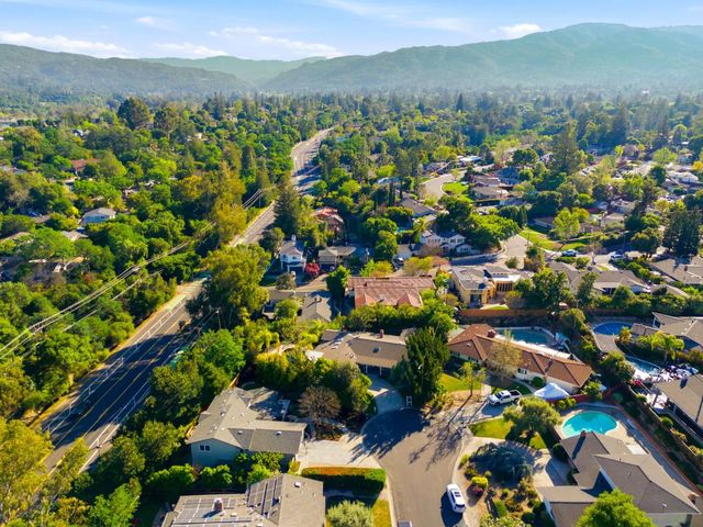 120 Brocastle Way, Los Gatos, CA 95032