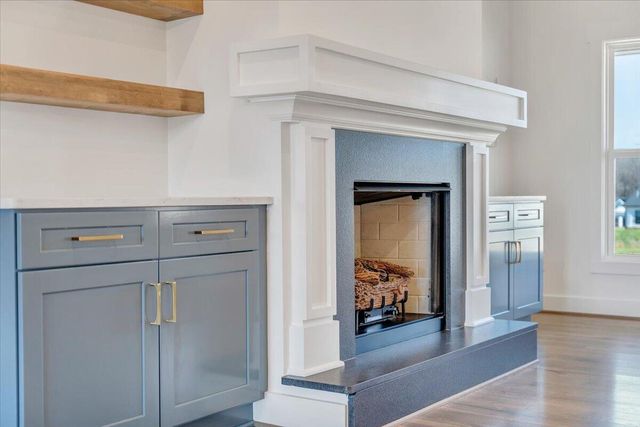 27 Smokehouse RD, Moneta, VA 24121