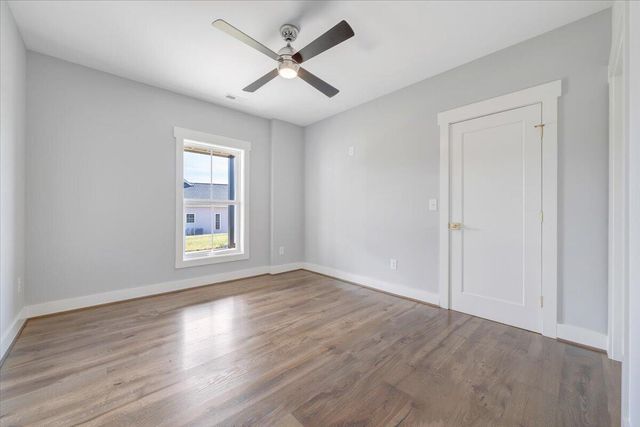 27 Smokehouse RD, Moneta, VA 24121