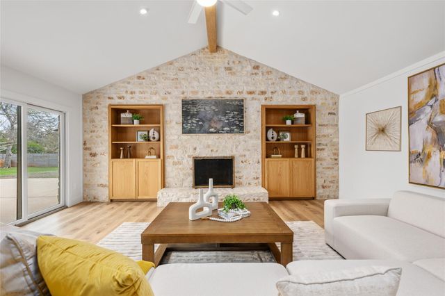 3903 Emerald Hill DR, Round Rock, TX 78681