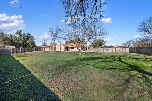 3903 Emerald Hill DR, Round Rock, TX 78681