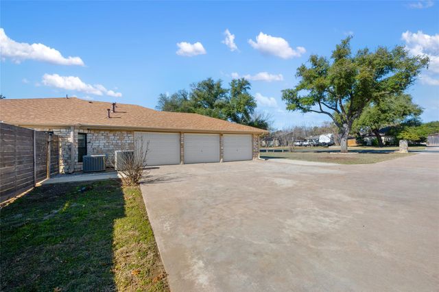 3903 Emerald Hill DR, Round Rock, TX 78681