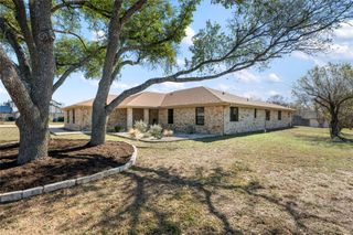 3903 Emerald Hill DR, Round Rock, TX 78681
