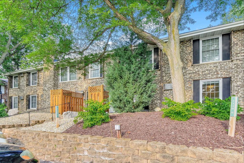 4424 Cedar Lake Road S 1, Saint Louis Park, MN 55416 — exterior