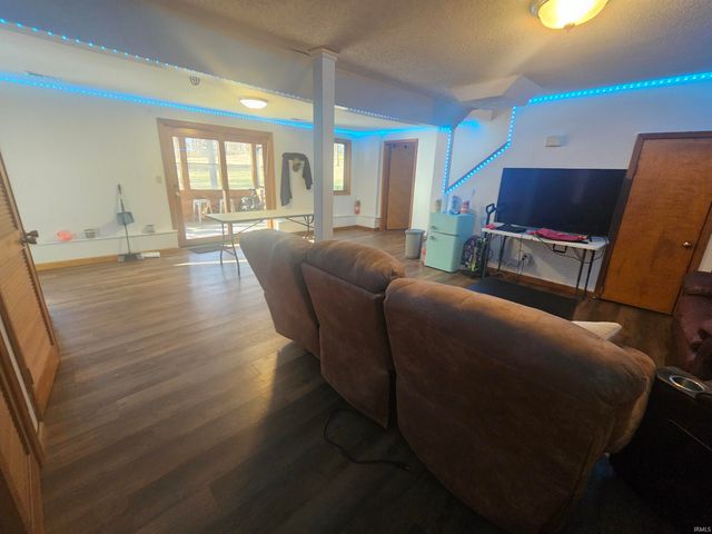 4035 N Hinkle Road, Bloomington, IN 47408