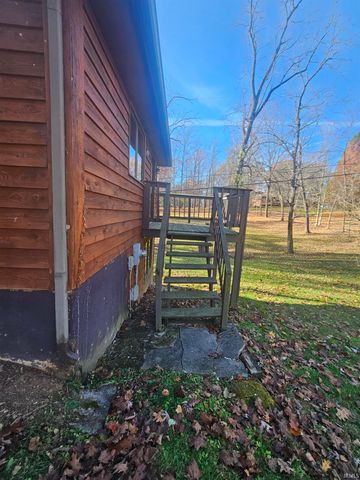 4035 N Hinkle Road, Bloomington, IN 47408