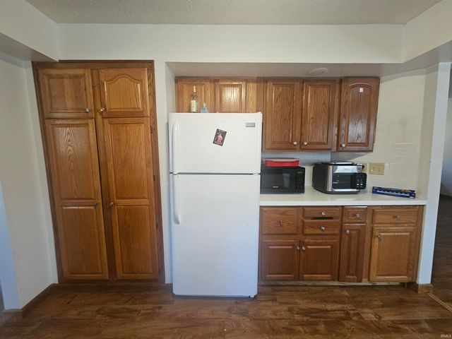 4035 N Hinkle Road, Bloomington, IN 47408