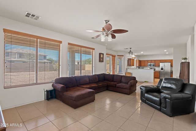 8912 S 40TH Drive, Laveen, AZ 85339