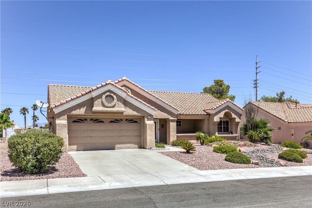 9332 Fresh Spring Drive, Las Vegas, NV 89134 — photo 2