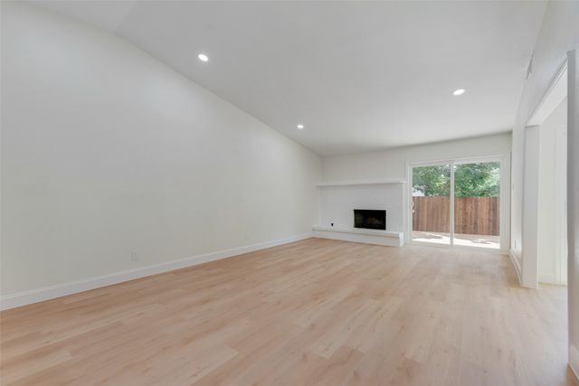 820 Saint Andrews Court, Garland, TX 75043