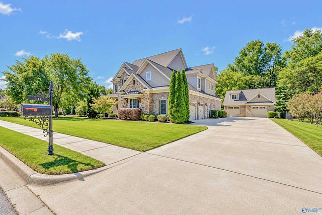 116 Waterchase Drive, Huntsville, AL 35806