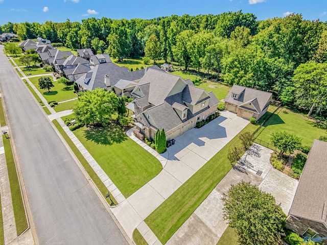 116 Waterchase Drive, Huntsville, AL 35806