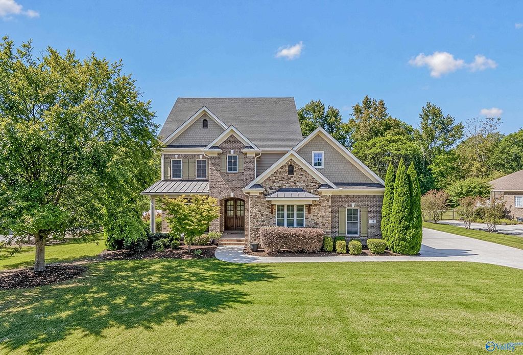 116 Waterchase Drive, Huntsville, AL 35806