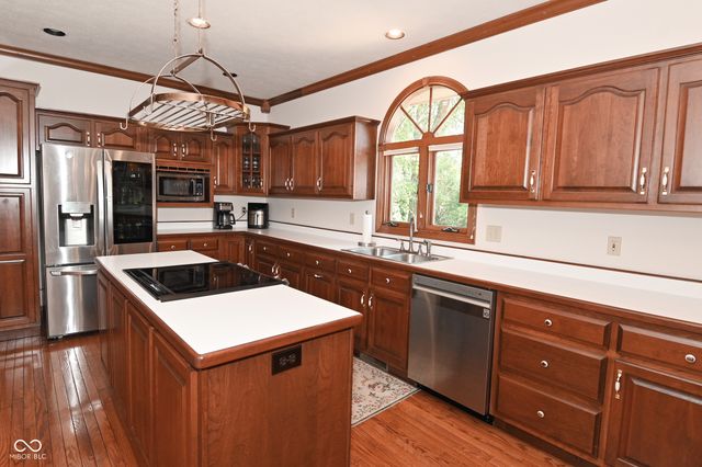 2307 Willow Lakes East Boulevard, Greenwood, IN 46143