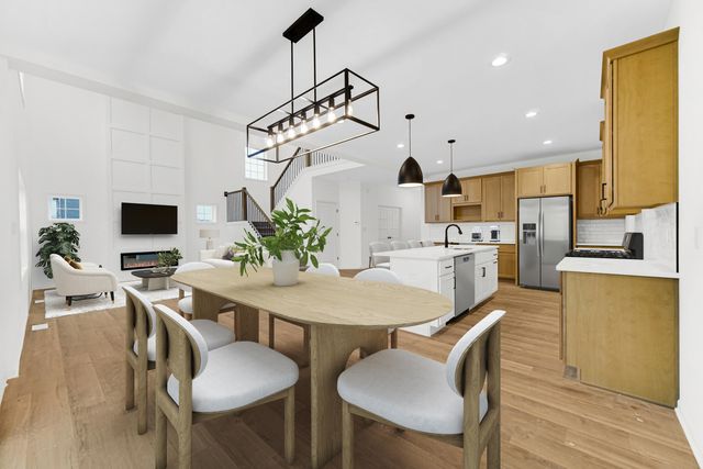 700 Druim Trail, Crown Point, IN 46307