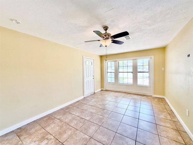 310 Boehm Circle, Brenham, TX 77833