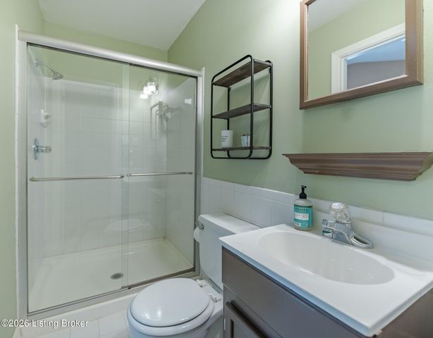 4105 Pomeroy Ct, Louisville, KY 40218