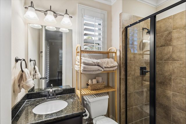 22 N Player Manor Circle, The Woodlands, TX 77382